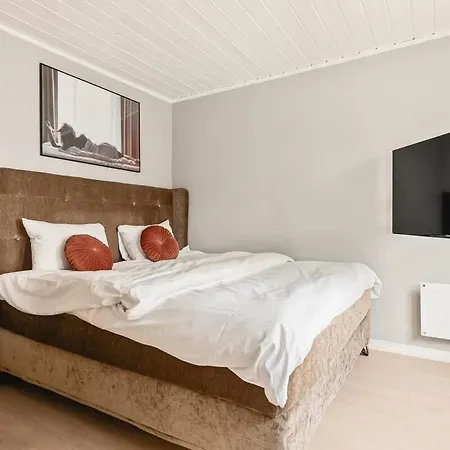 Dinbnb L Skansen Funhouse - 400m To Bryggen Gym & Parking Holiday home Bergen