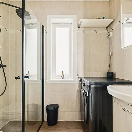 Holiday home Dinbnb L Skansen Funhouse - 400m To Bryggen Gym & Parking Bergen