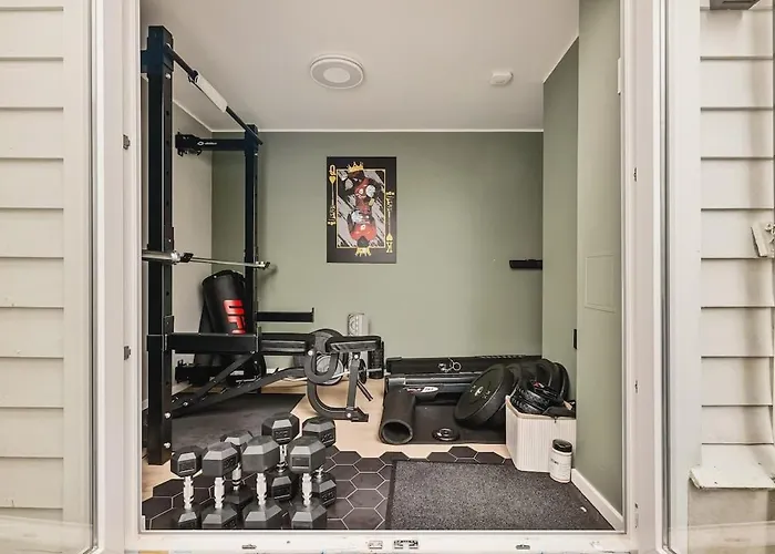 Dinbnb L Skansen Funhouse - 400m To Bryggen Gym & Parking Hébergement de vacances